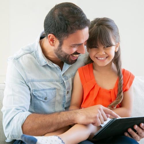 Abogado en San Bernardo asesorando sobre pensión de alimentos para hijos